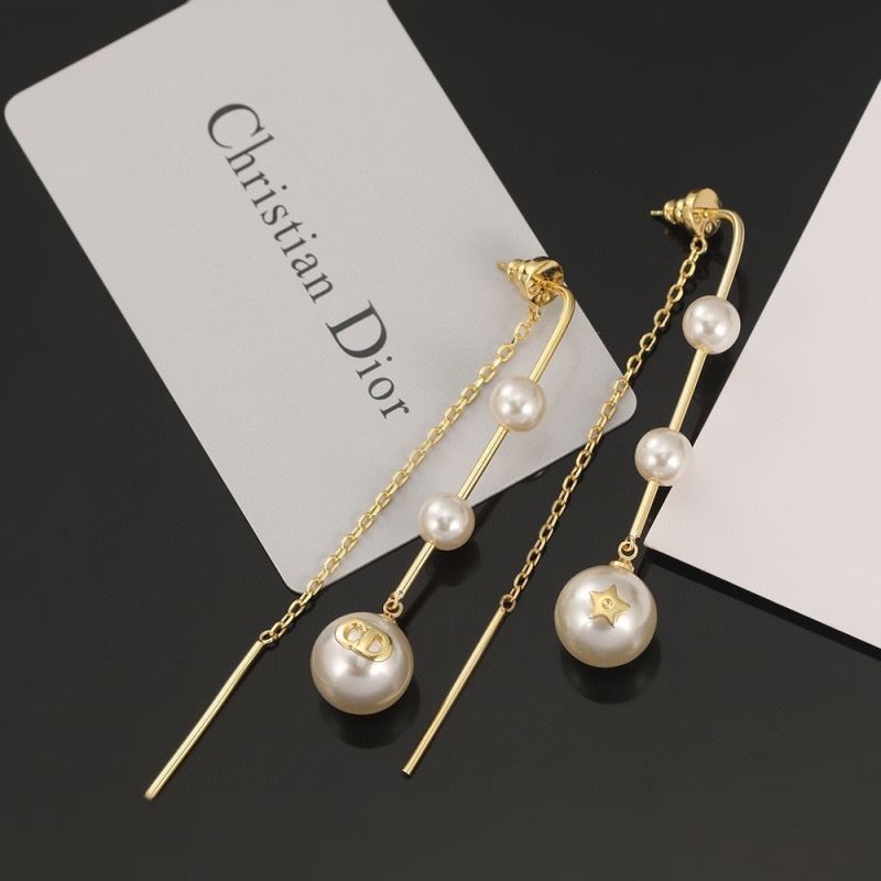 chr1st1an D10r earrings